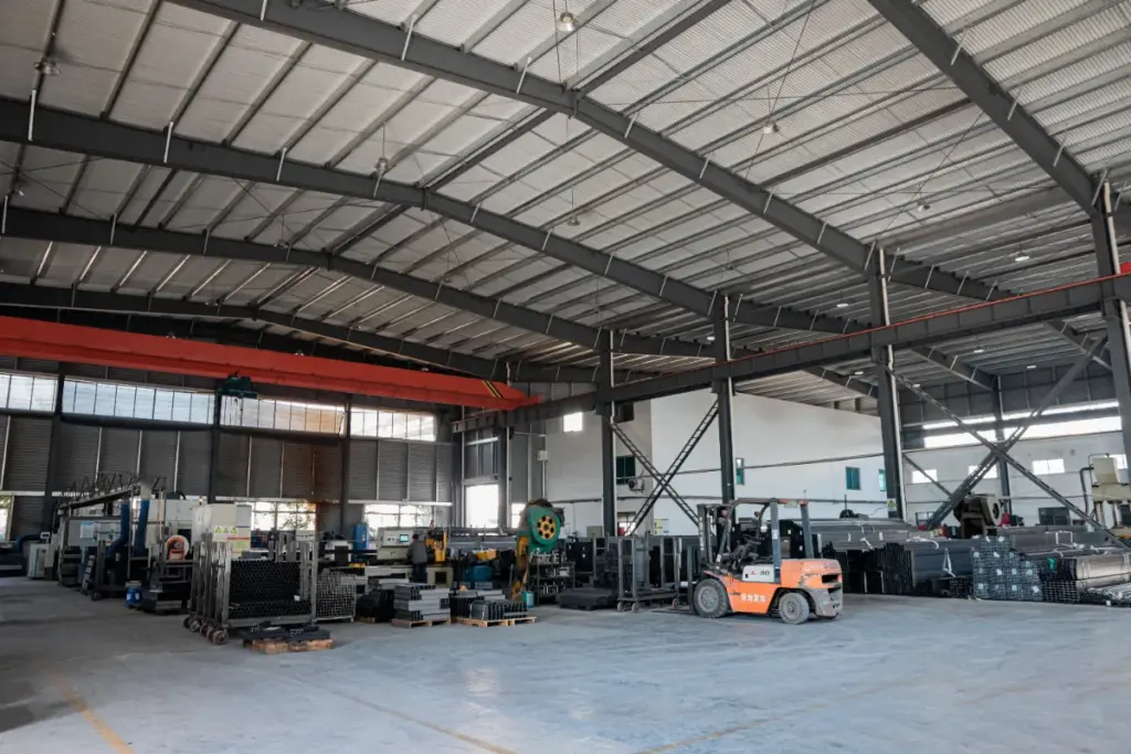 مستودع المواد