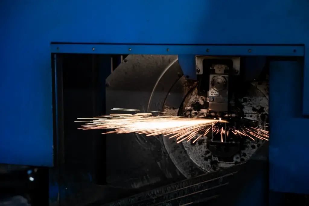 laser cutting manufacturing
